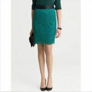 BANANA REPUBLIC L'Wren Scott Lace Pencil Skirt